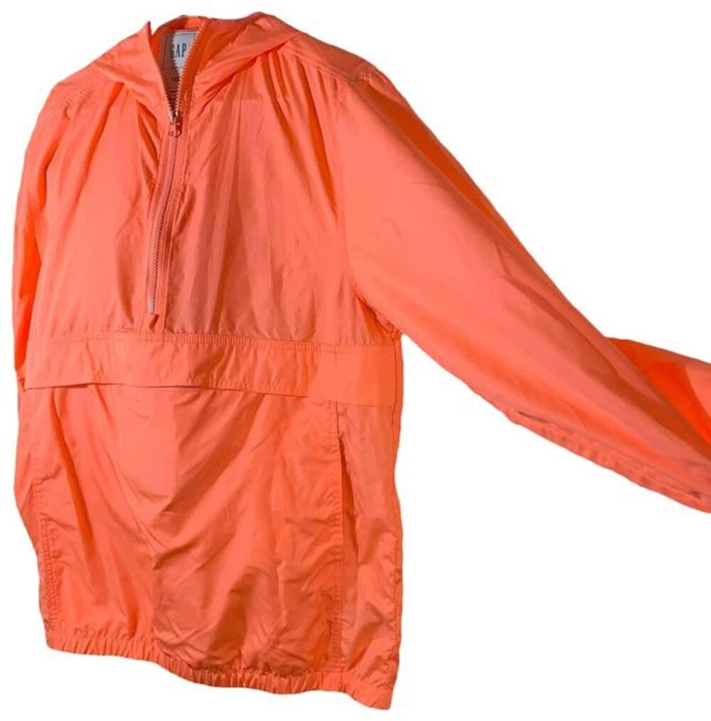 GAP Water Resistant Jacket Packs Into Pocket Size XS